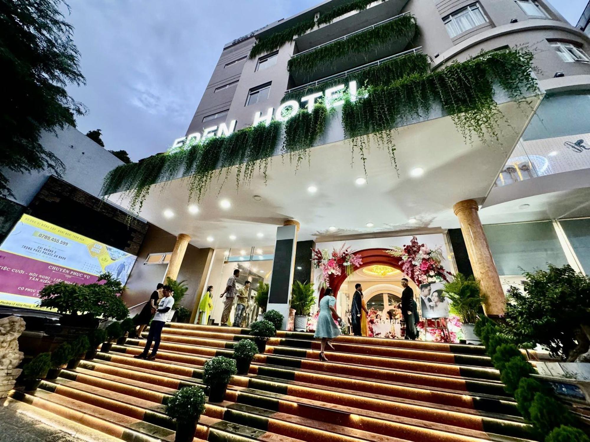 Eden Quy Nhon Hotel Buitenkant foto